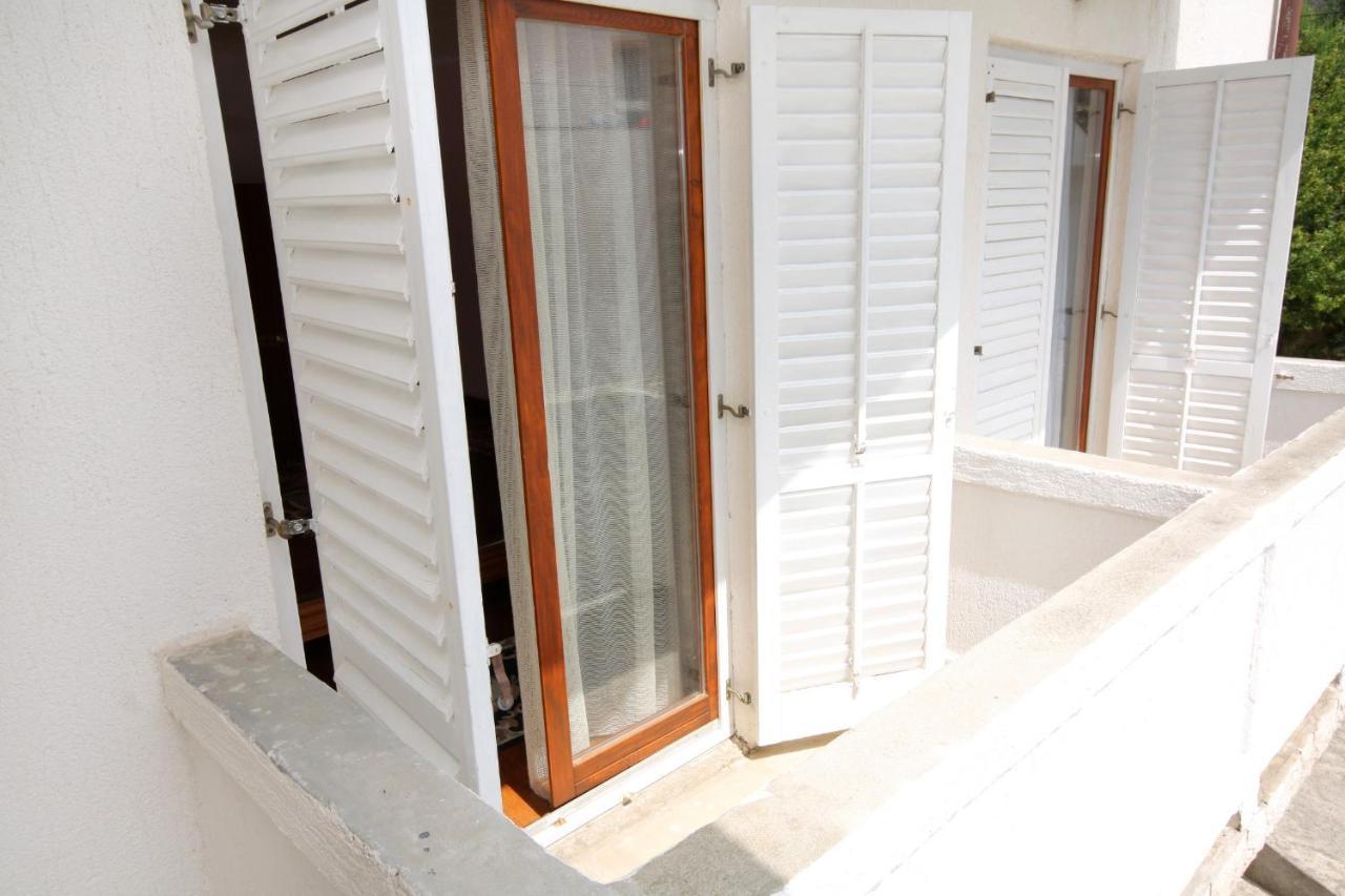 Apartments With A Parking Space Kampor, Rab - 5032 ภายนอก รูปภาพ